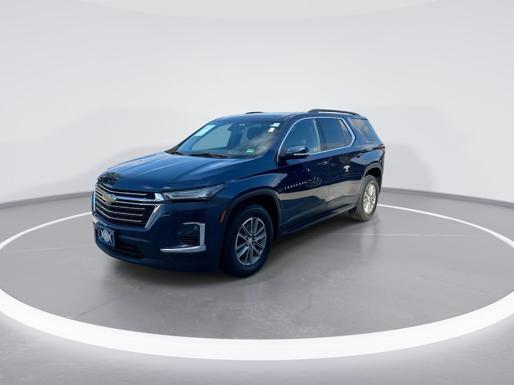 Used 2023 Chevrolet Traverse LT Cloth SUV