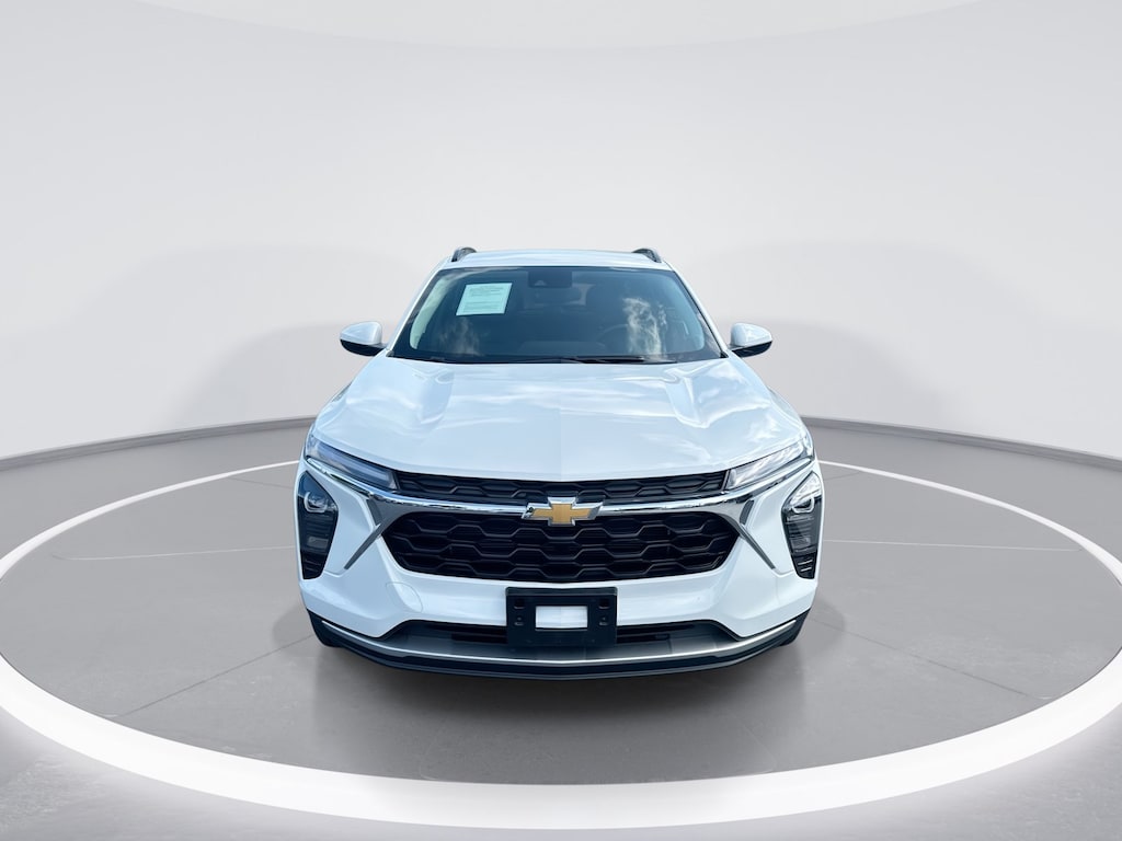 Used 2026 Chevrolet Trax LT SUV