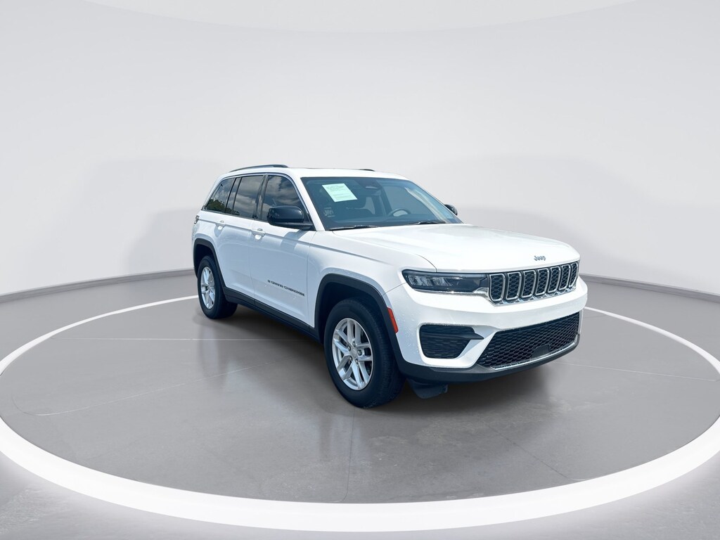Used 2023 Jeep Grand Cherokee Laredo X 4x4 SUV