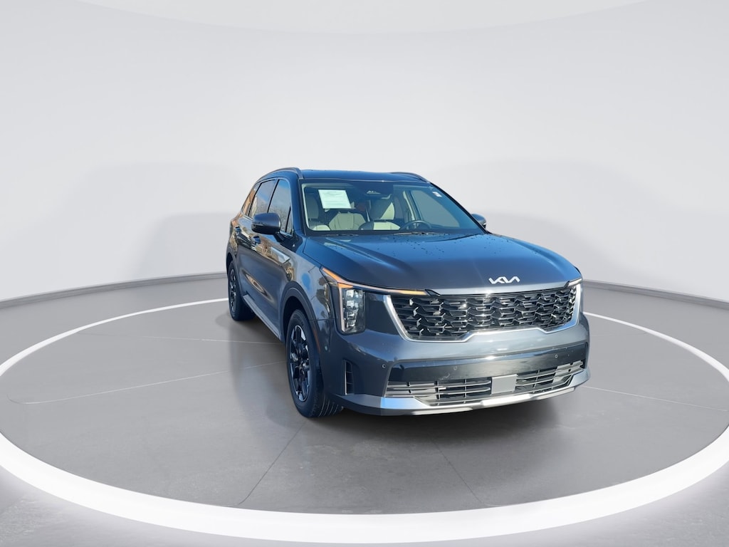 Used 2024 Kia Sorento S SUV