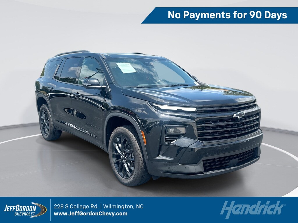Used 2024 Chevrolet Traverse LT SUV