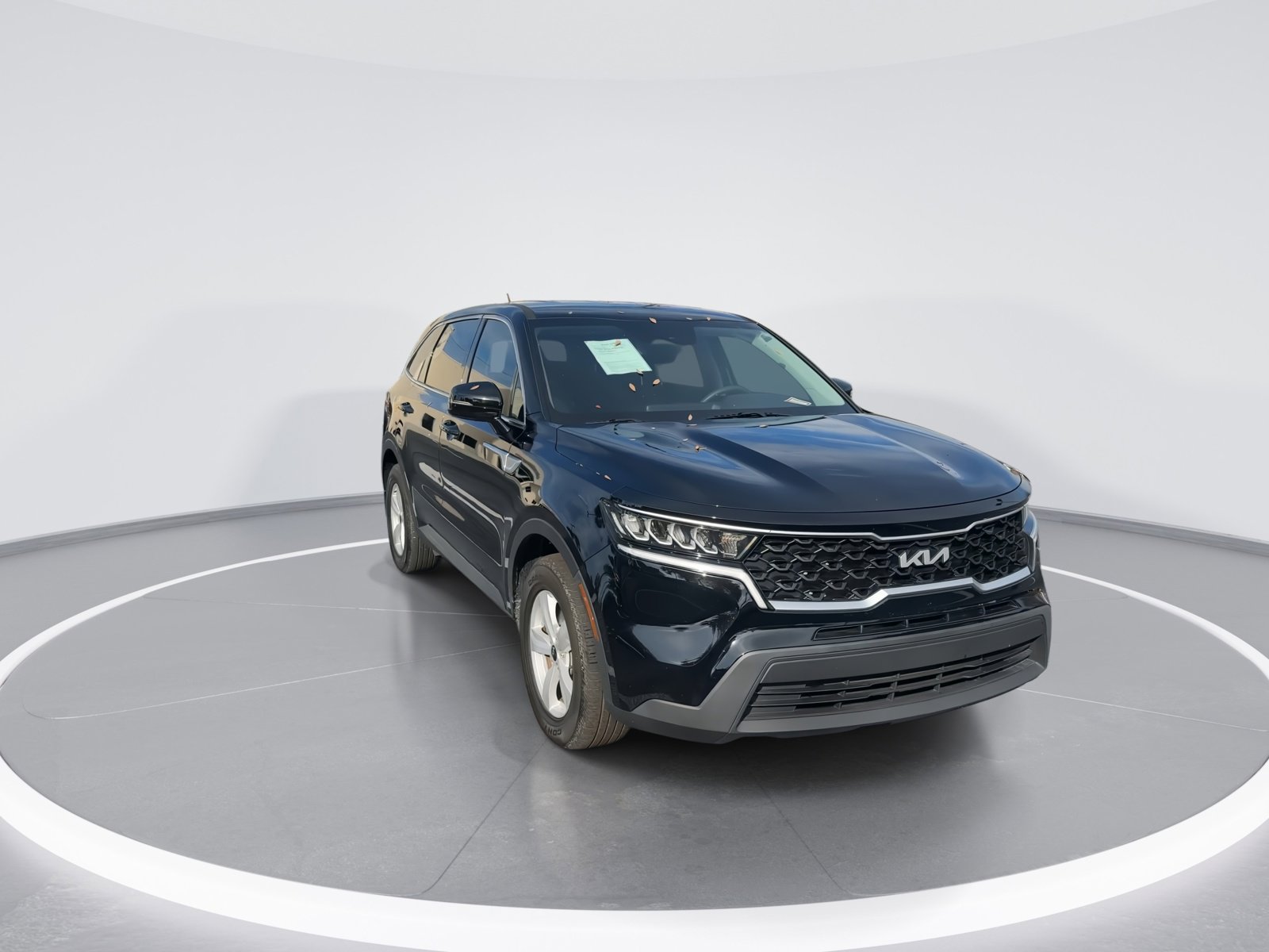 2023 Kia Sorento LX photo 2