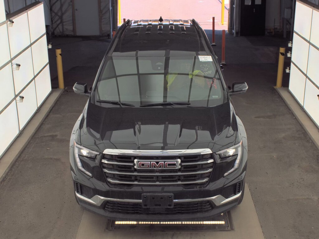Used 2025 GMC Acadia Elevation SUV