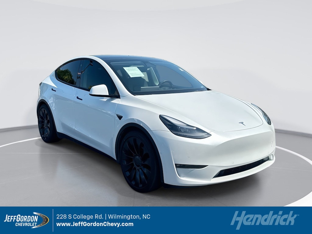Used 2022 Tesla Model Y Performance Dual Motor All-Wheel Drive SUV