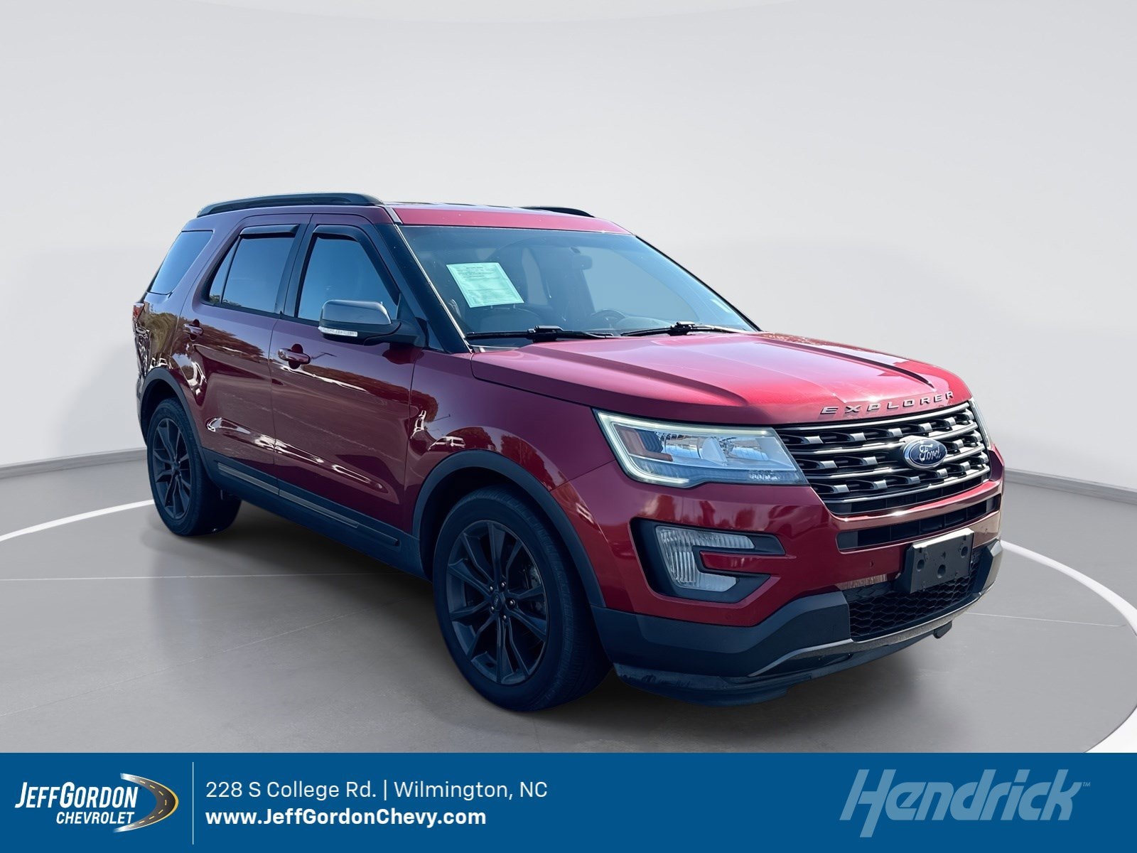 2017 Ford Explorer XLT FWD's photo