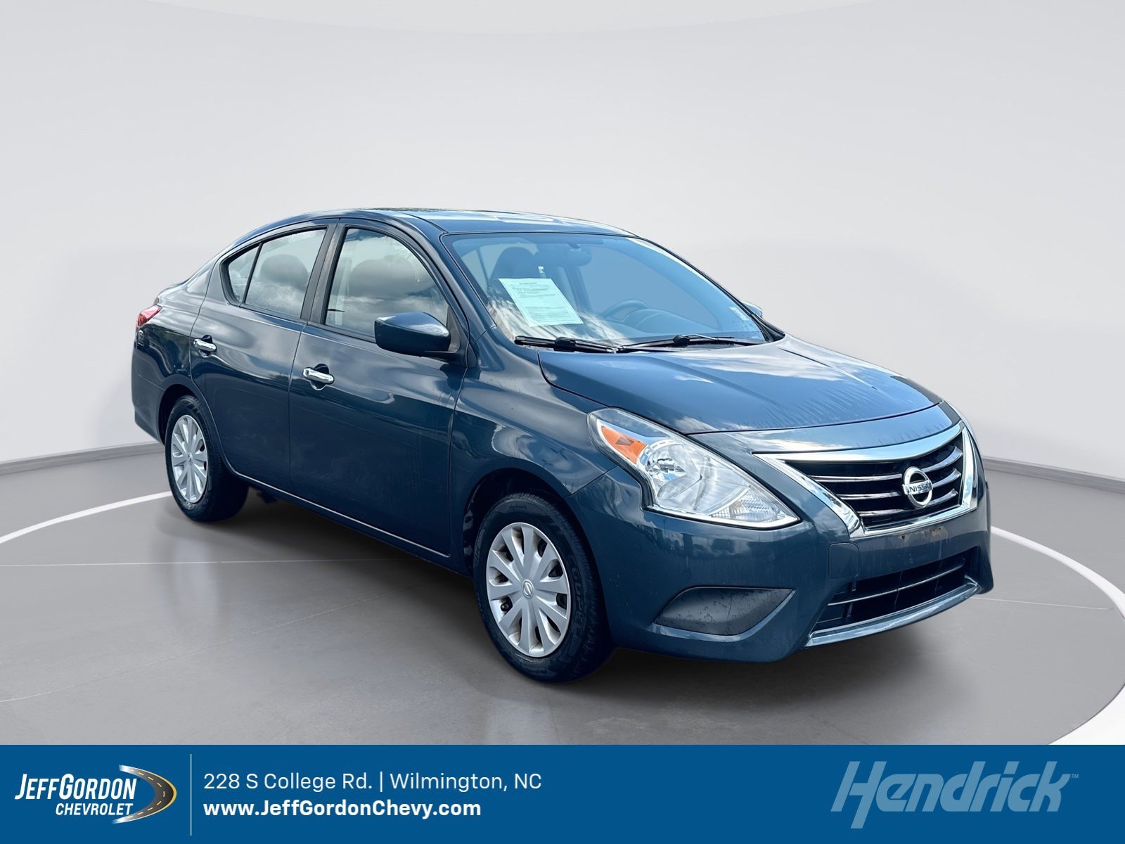 2016 Nissan Versa 1.6 SV CVT's photo