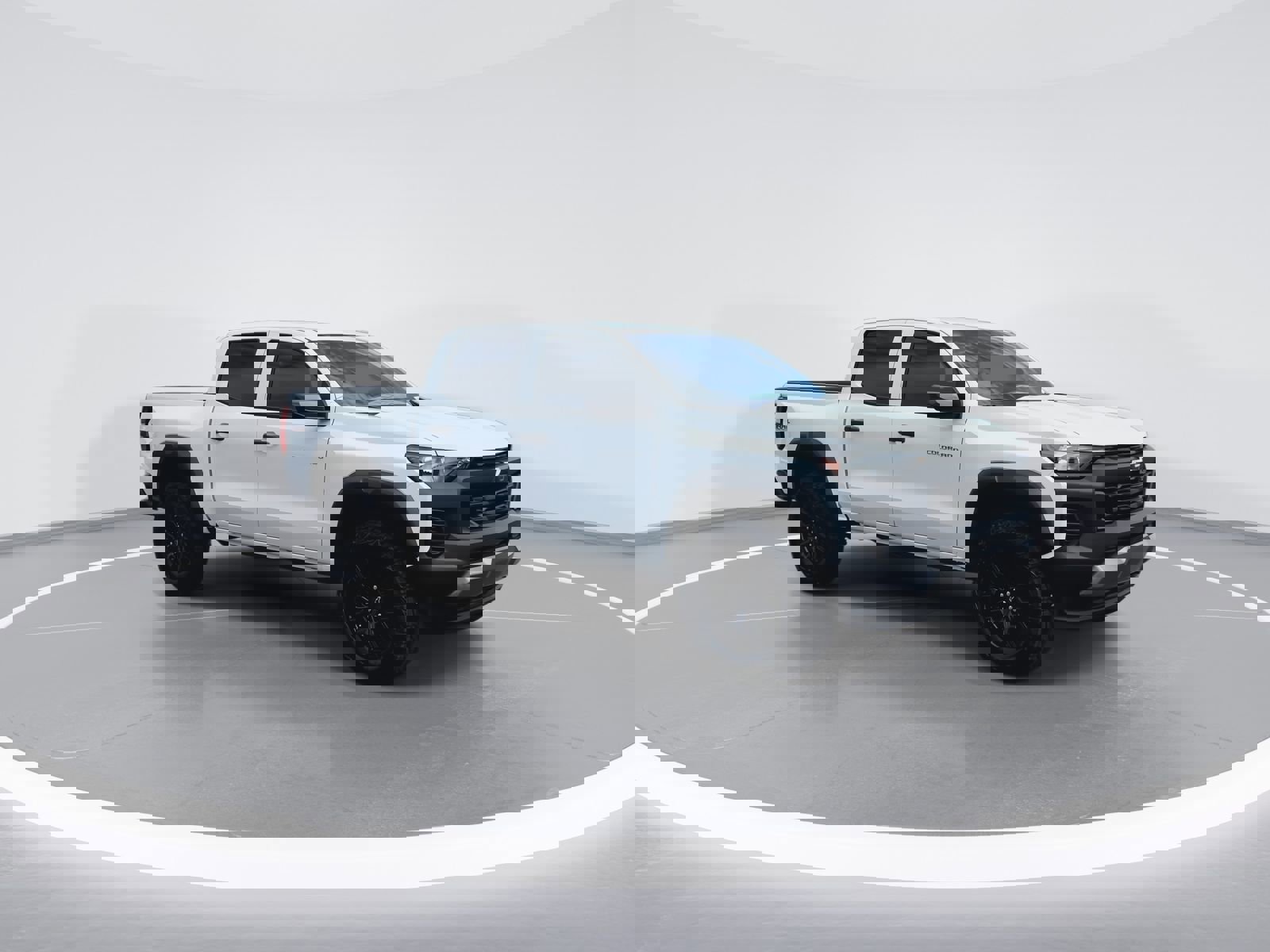 2025 Chevrolet Colorado Trail Boss photo 2