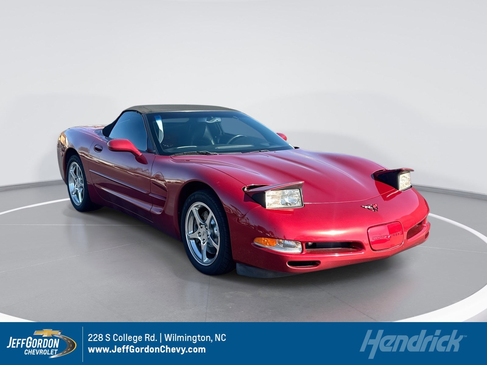2001 Chevrolet Corvette Base's photo