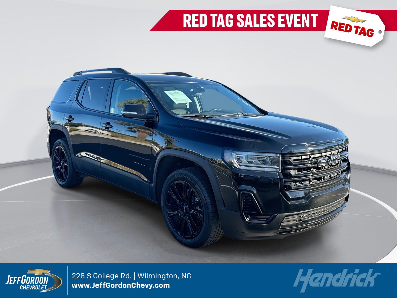 2023 GMC Acadia SLE's photo