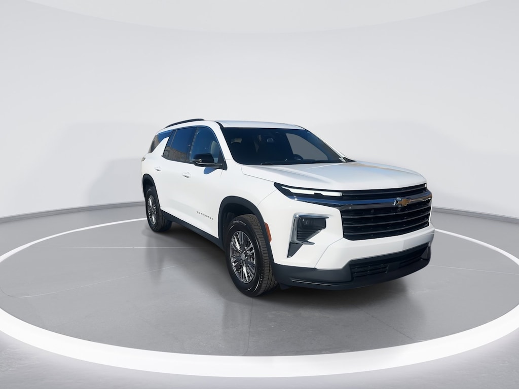 Certified 2025 Chevrolet Traverse LT SUV