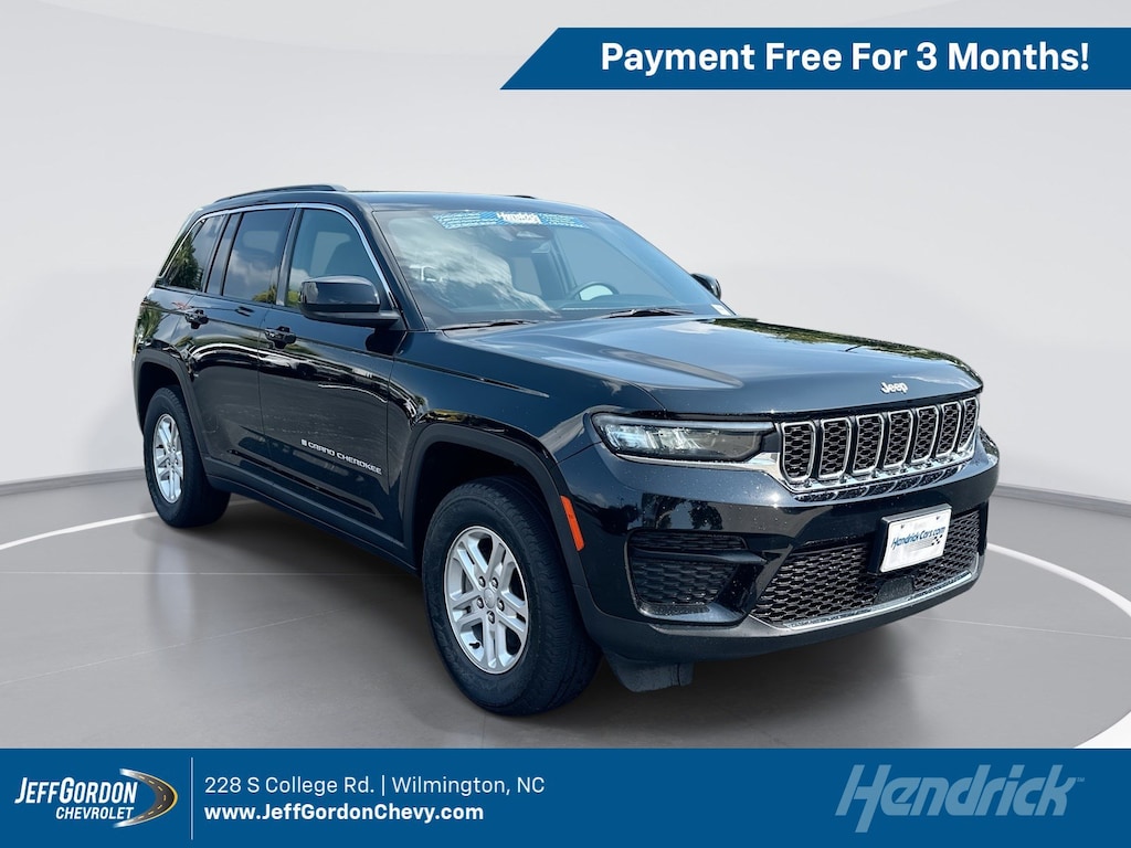 Used 2024 Jeep Grand Cherokee Laredo 4x4 SUV