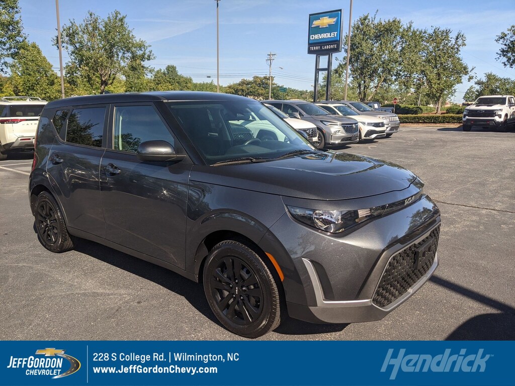Used 2023 Kia Soul LX Hatchback