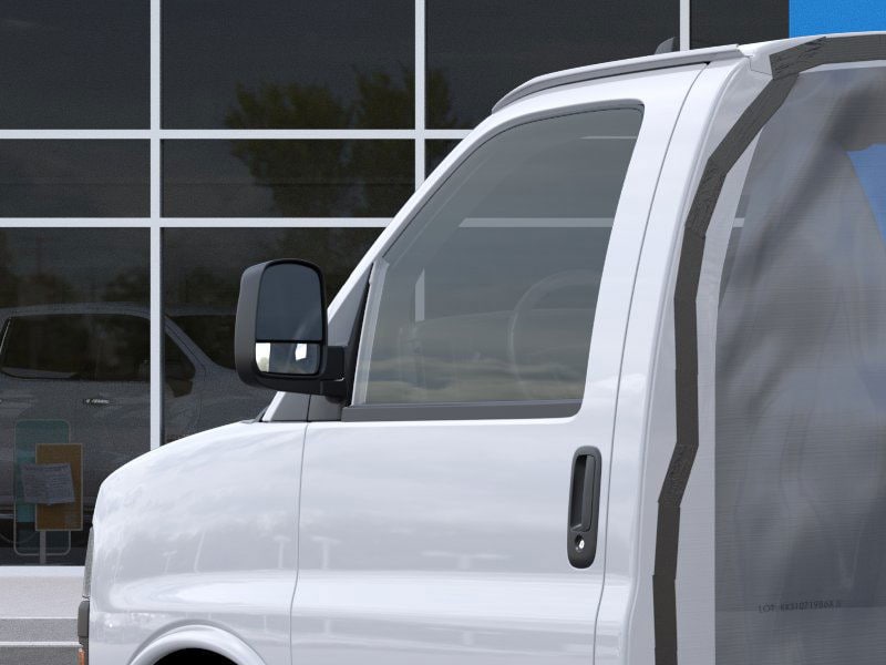 2025 Chevrolet Express Cutaway Base photo 38