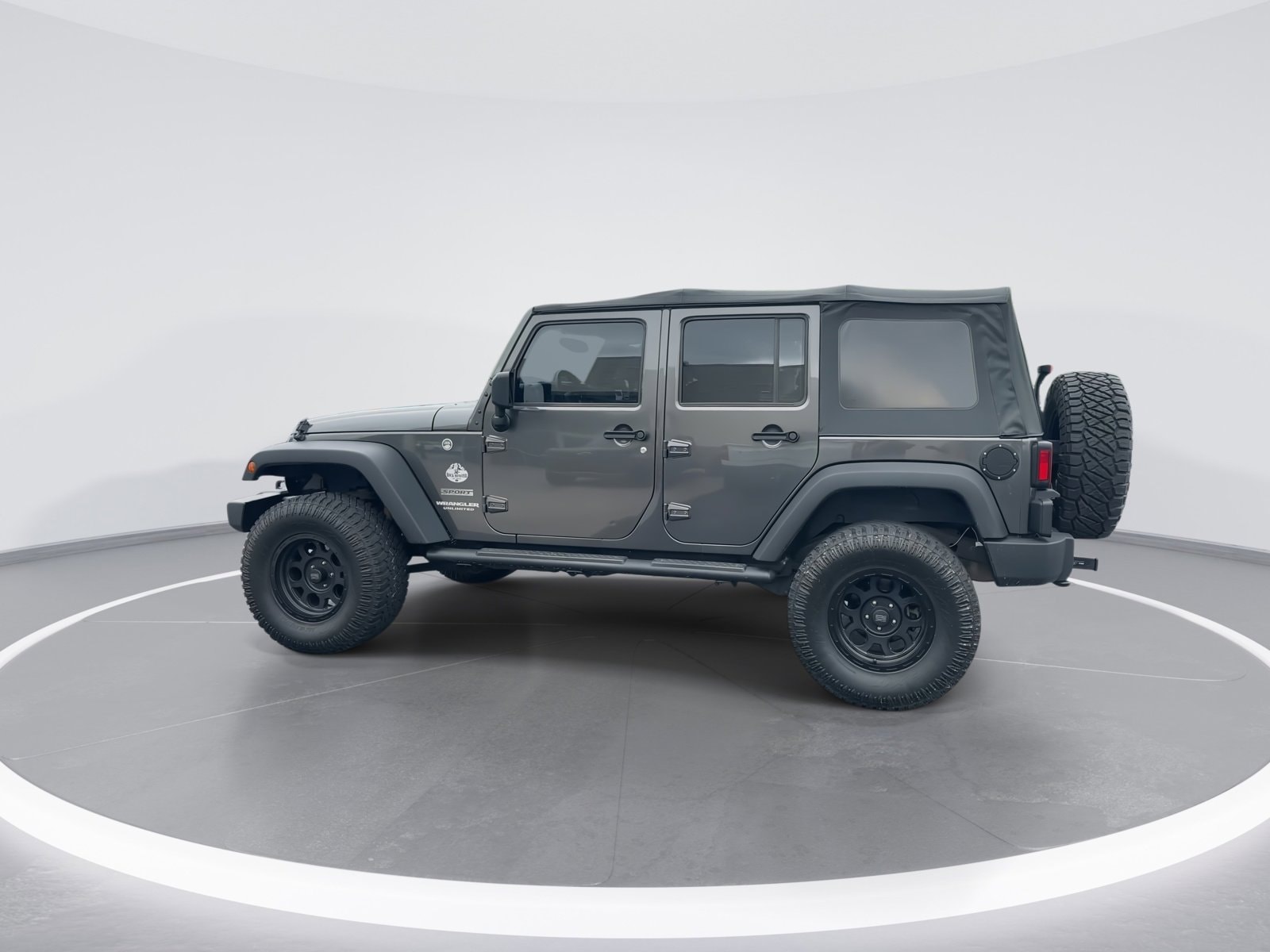 2017 Jeep Wrangler Unlimited Sport photo 5