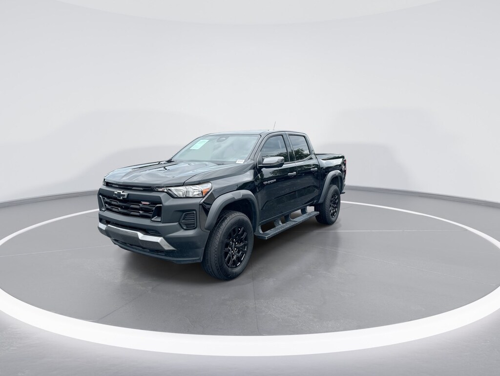 Used 2025 Chevrolet Colorado Trail Boss Truck Crew Cab