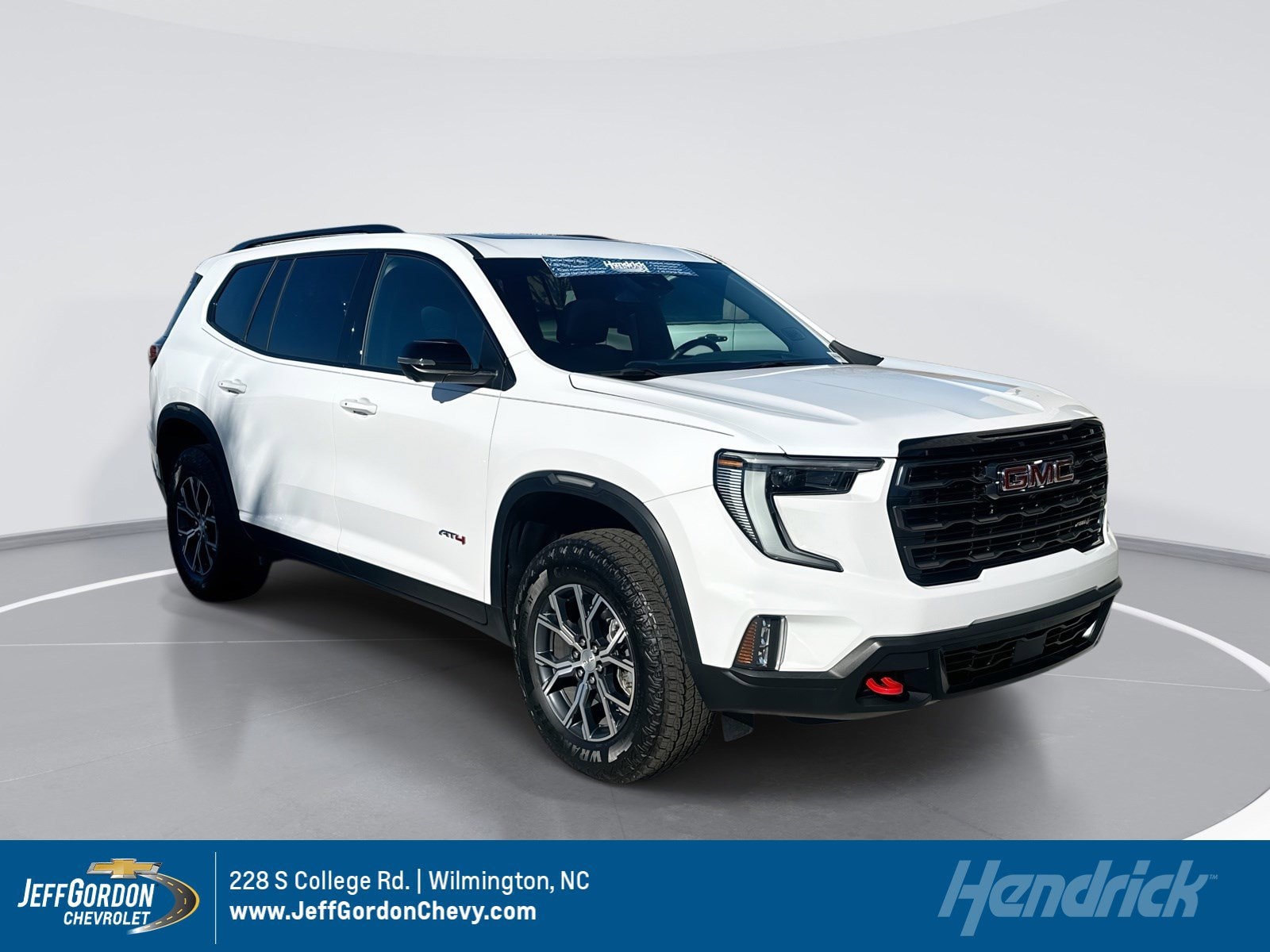 2025 GMC Acadia AT4's photo