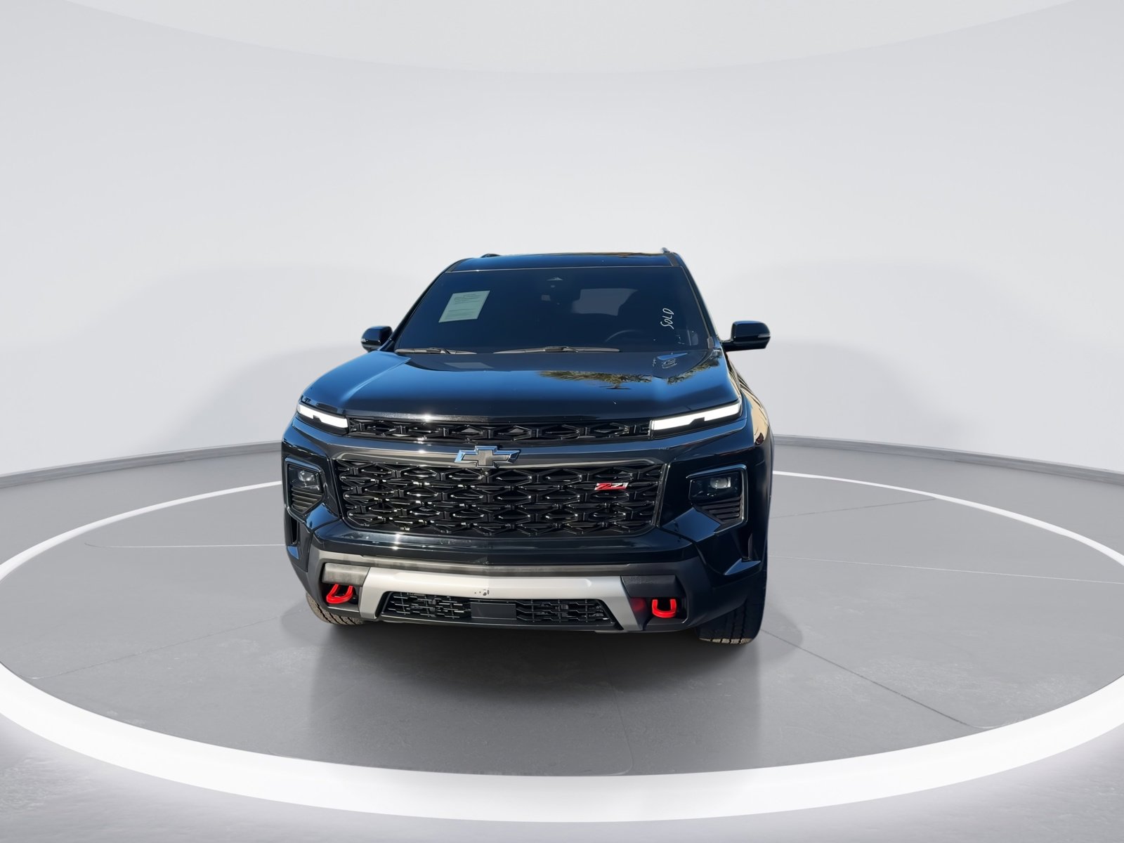 2025 Chevrolet Traverse Z71 photo 3