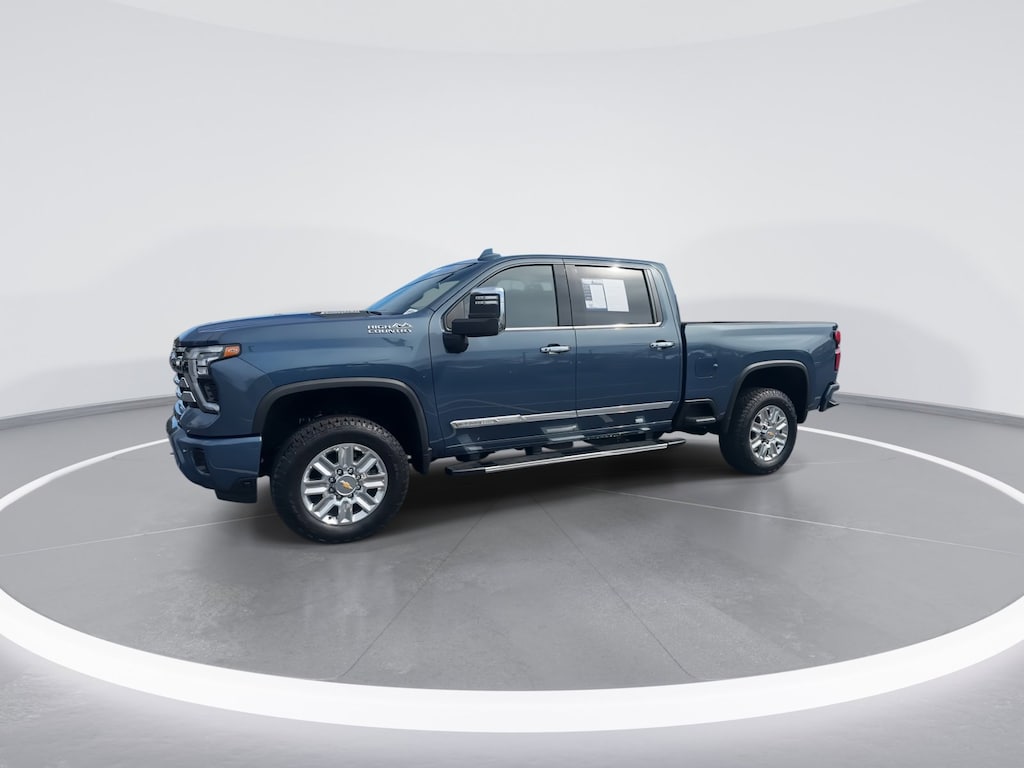 Used 2025 Chevrolet Silverado 2500 HD High Country Truck Crew Cab