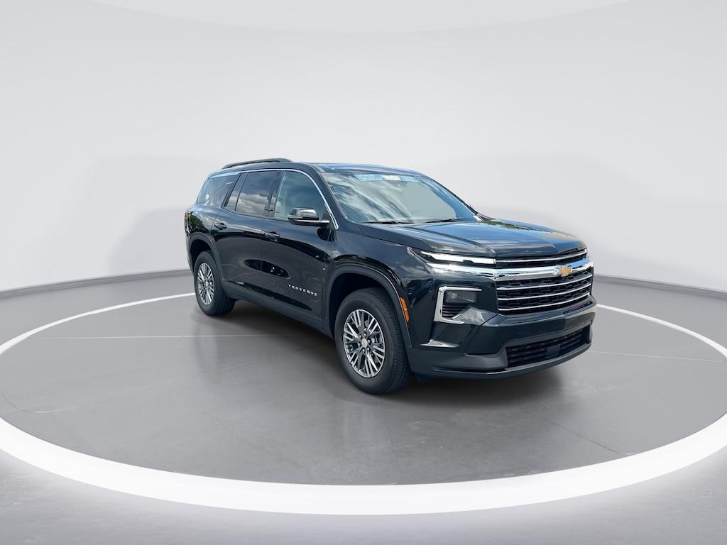 Used 2025 Chevrolet Traverse LT SUV