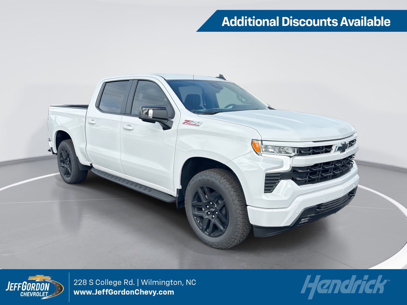 2026 Chevrolet Silverado RST's photo