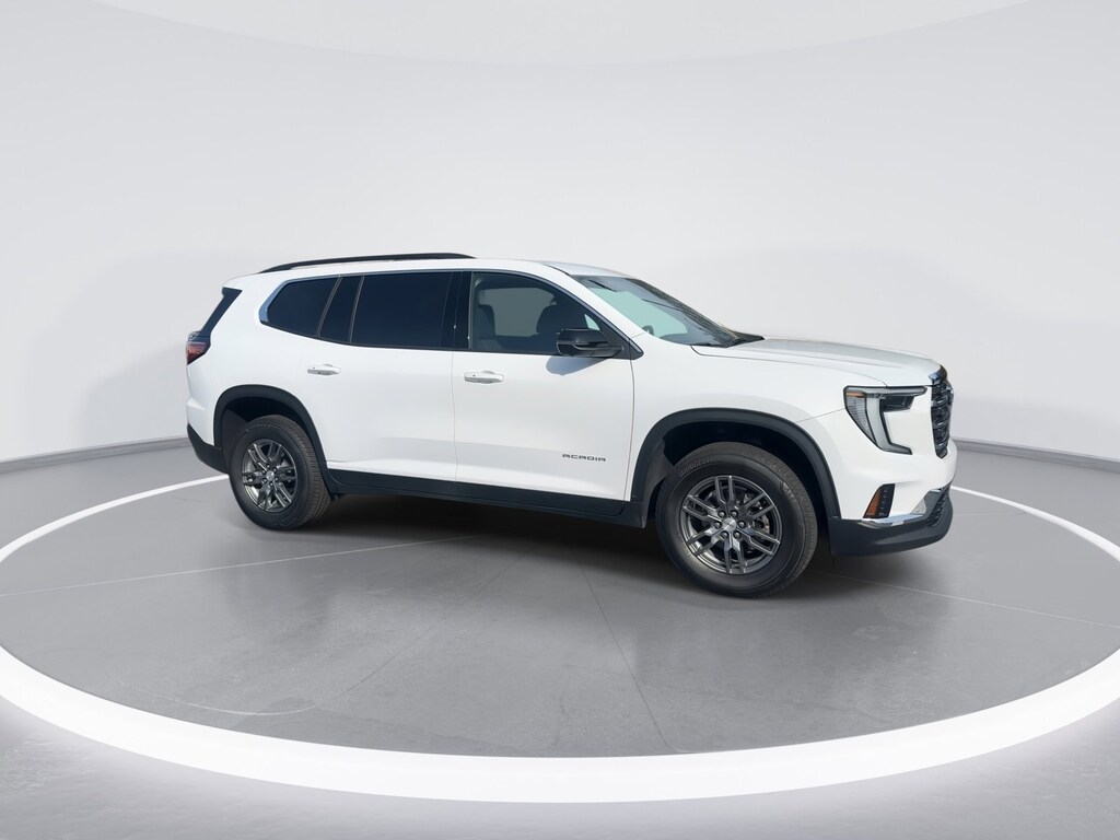 Used 2025 GMC Acadia Elevation SUV