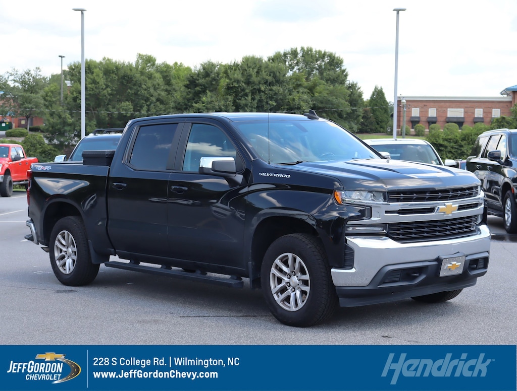 Used 2020 Chevrolet Silverado 1500 LT Truck Crew Cab