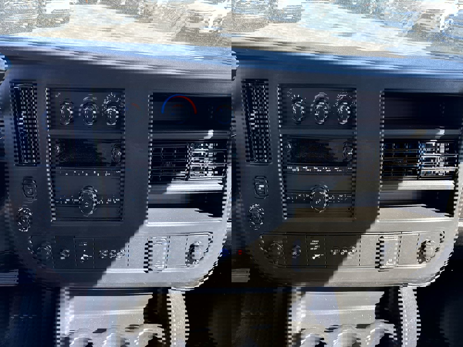 2024 Chevrolet Express Cutaway Base photo 17