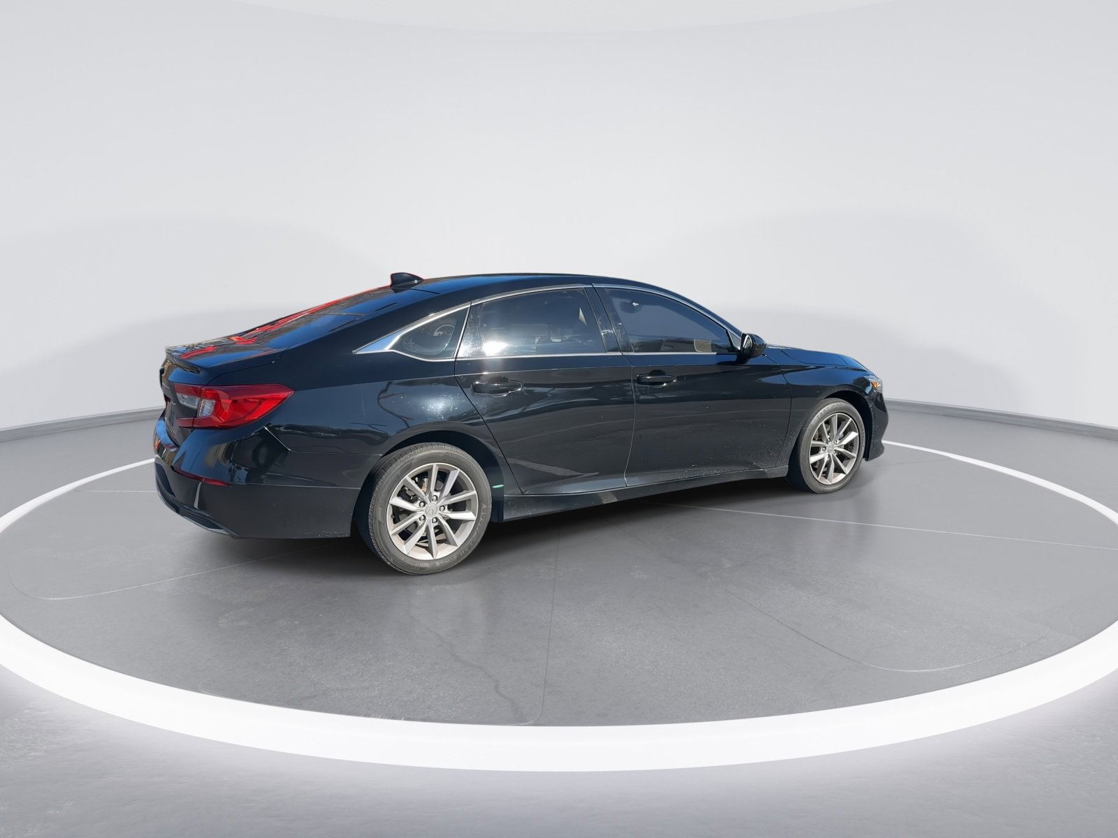 2021 Honda Accord LX photo 2