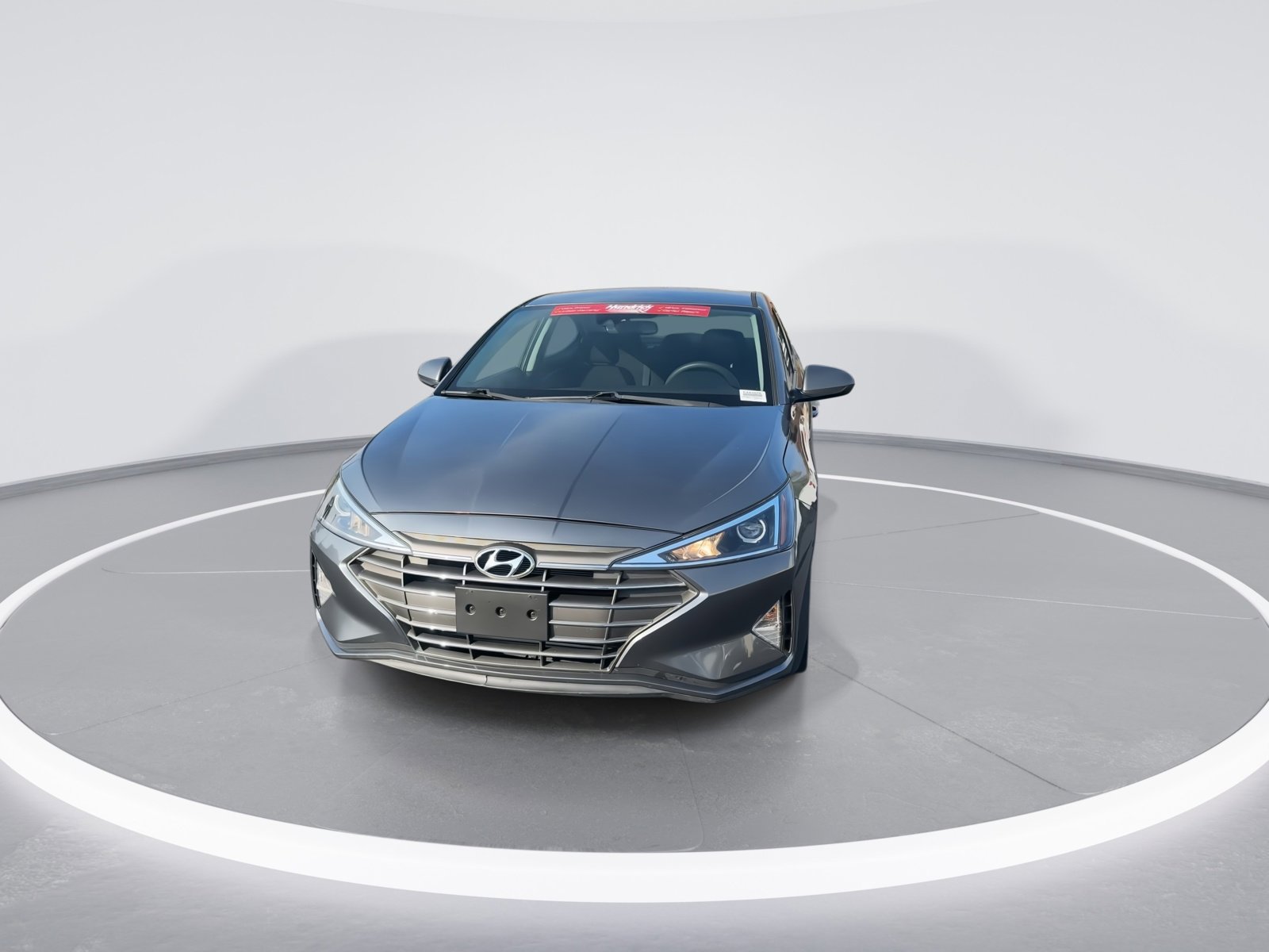 2020 Hyundai Elantra SEL photo 3