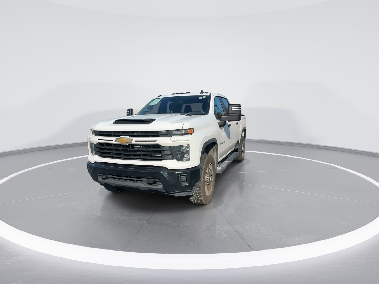 2024 Chevrolet Silverado 2500HD Custom photo 3