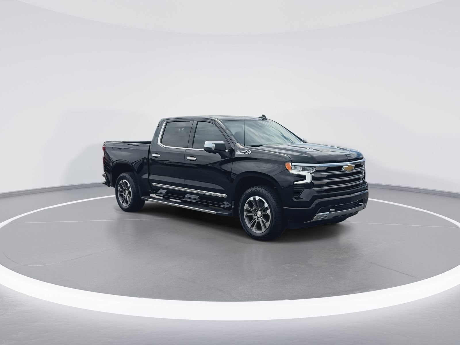 2025 Chevrolet Silverado 1500 High Country photo 2
