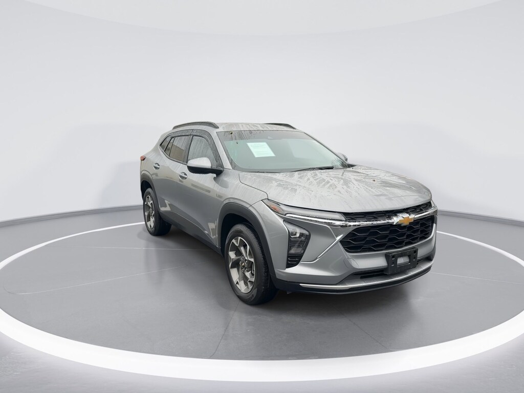 Used 2024 Chevrolet Trax LT SUV