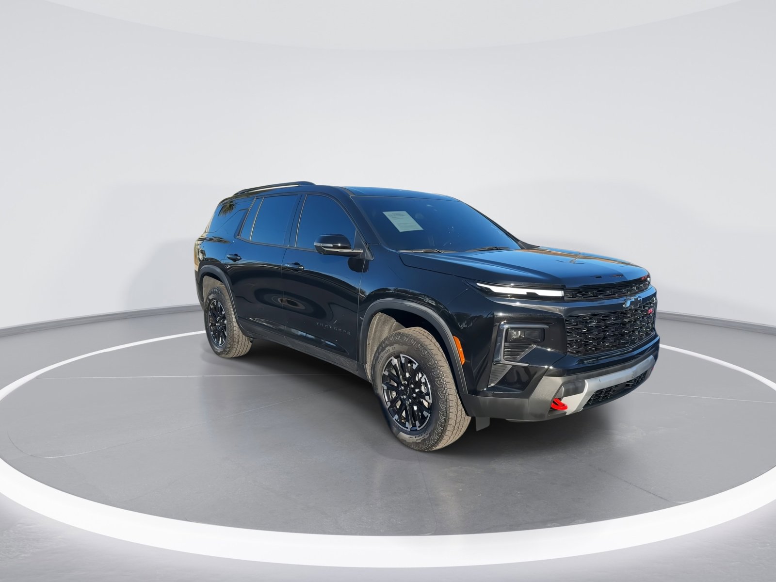 2025 Chevrolet Traverse Z71 photo 2