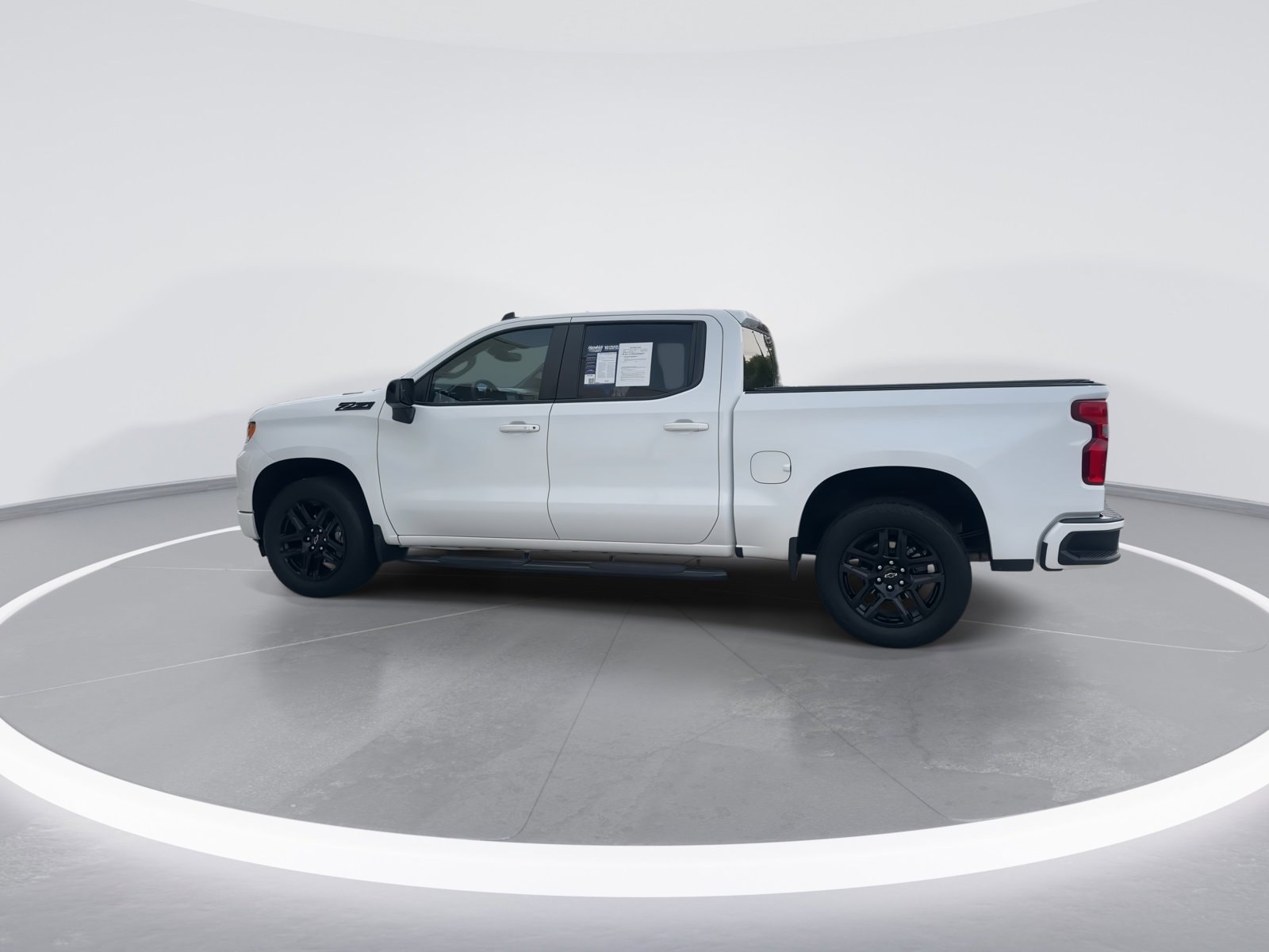 2023 Chevrolet Silverado 1500 RST photo 4