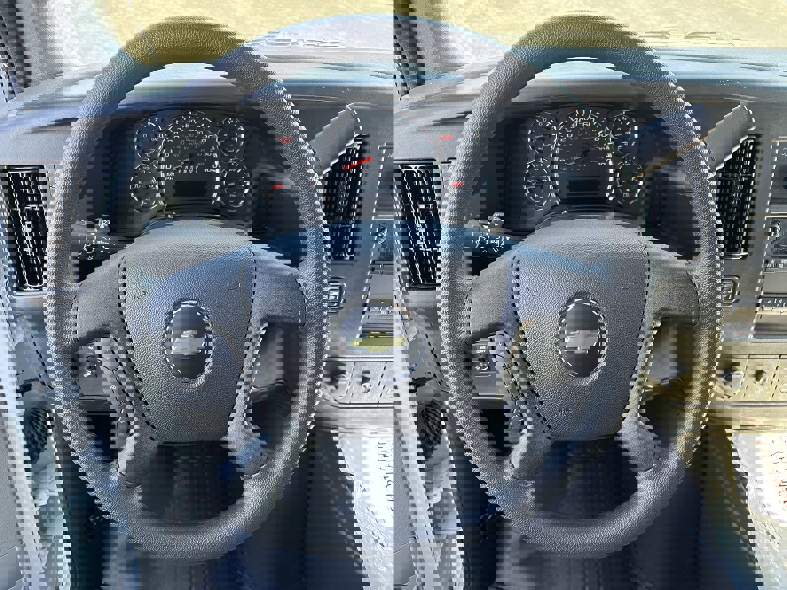 2024 Chevrolet Express Cutaway Base photo 15