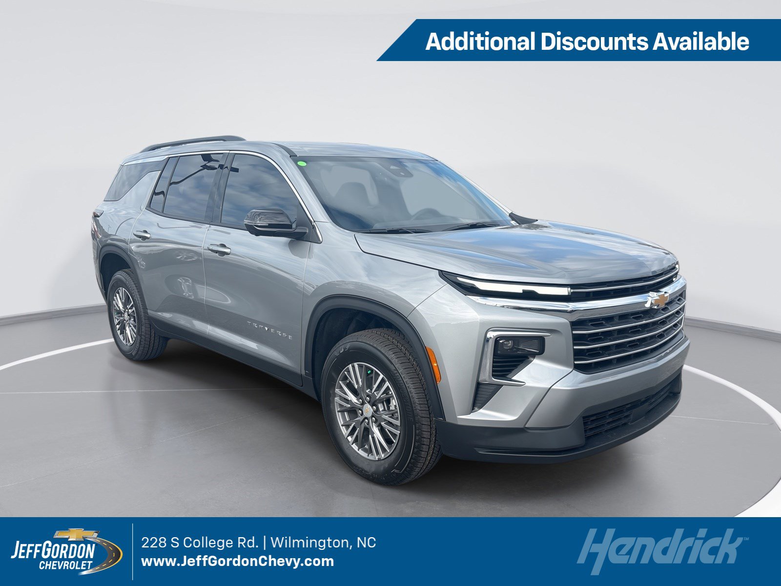 2026 Chevrolet Traverse LT's photo