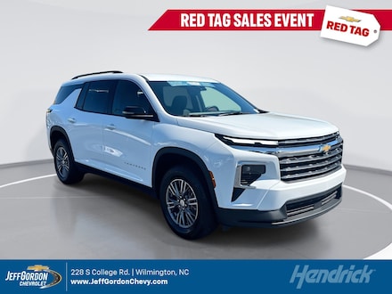 2025 Chevrolet Traverse LT SUV