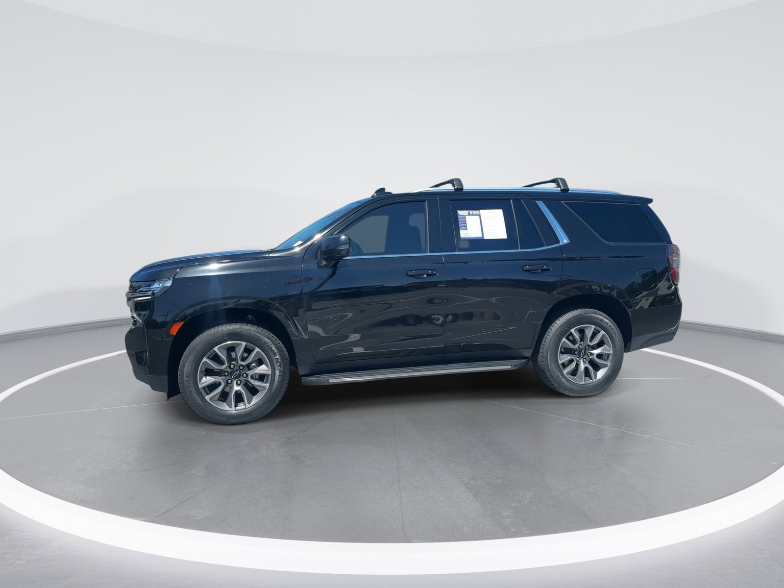 2022 Chevrolet Tahoe LT photo 4