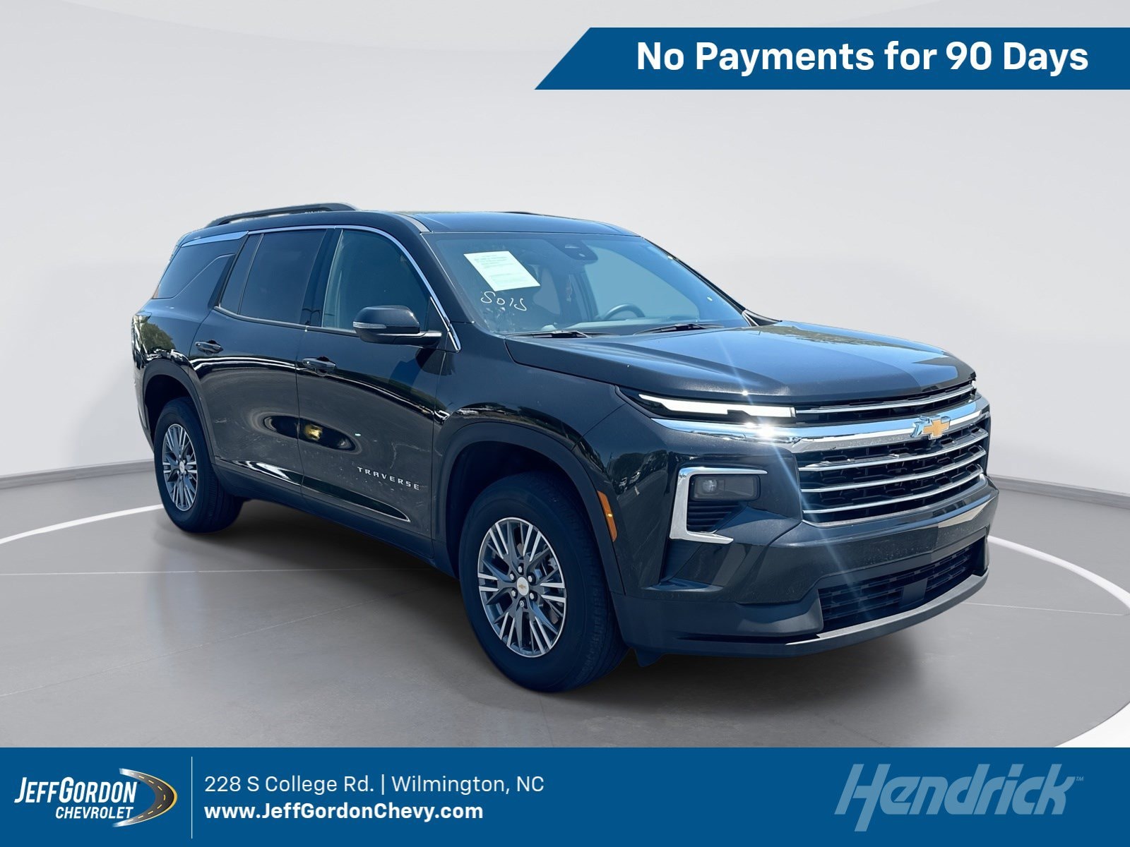 2025 Chevrolet Traverse FWD LT's photo