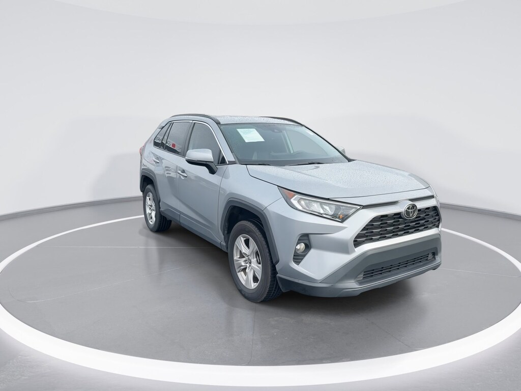 Used 2021 Toyota RAV4 XLE SUV