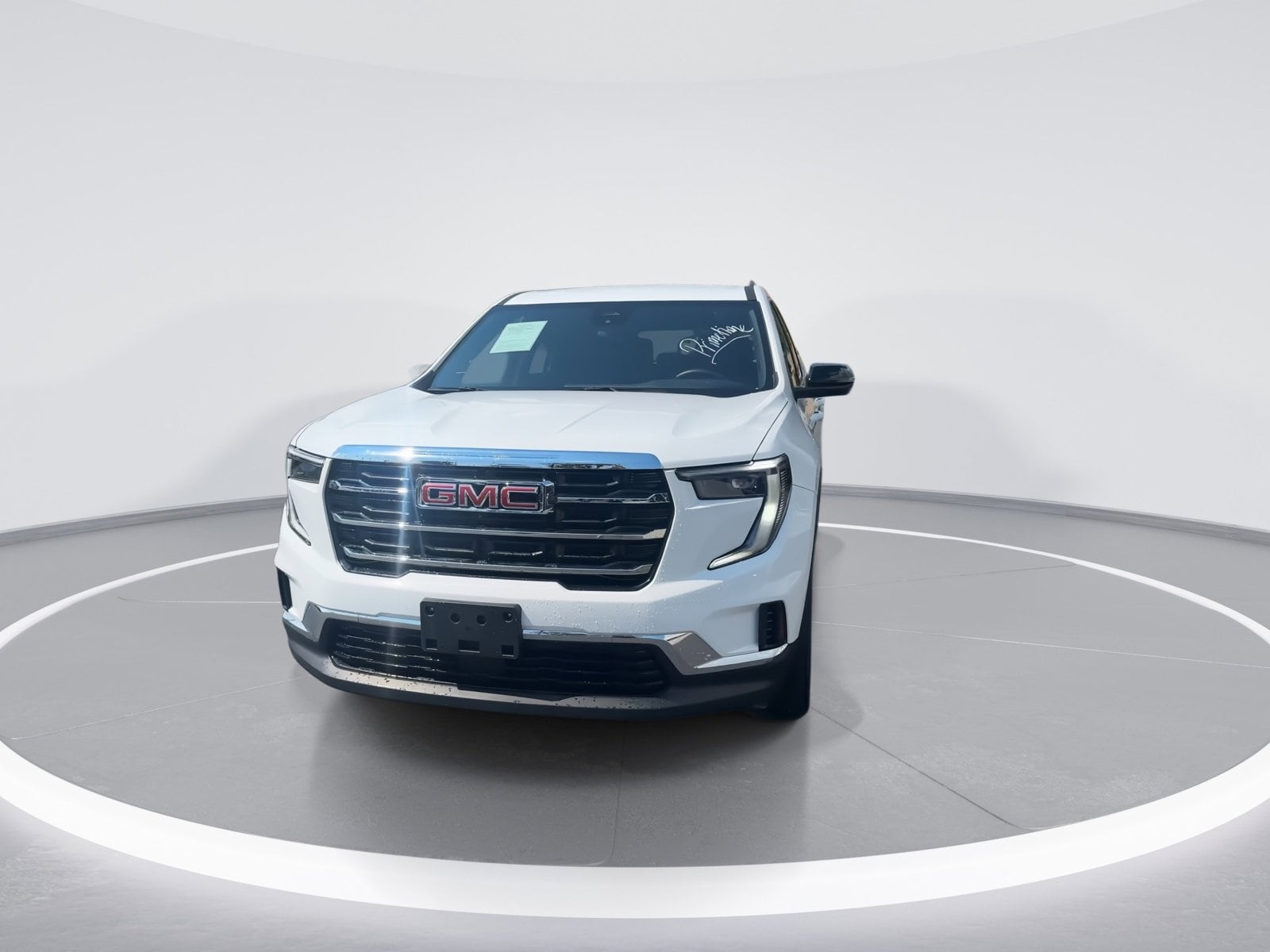 2025 GMC Acadia Elevation photo 2