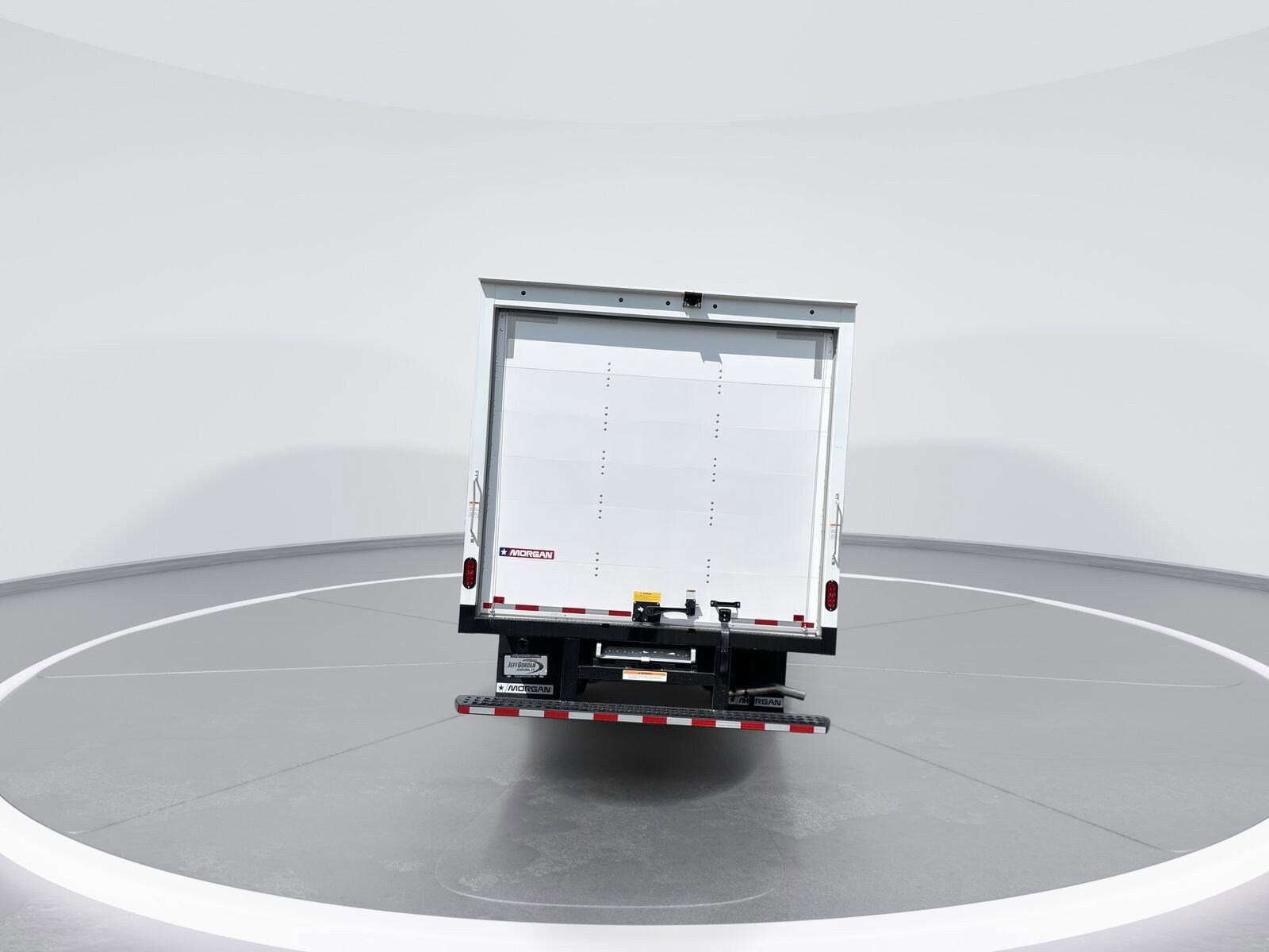 2024 Chevrolet Express Cutaway Base photo 8