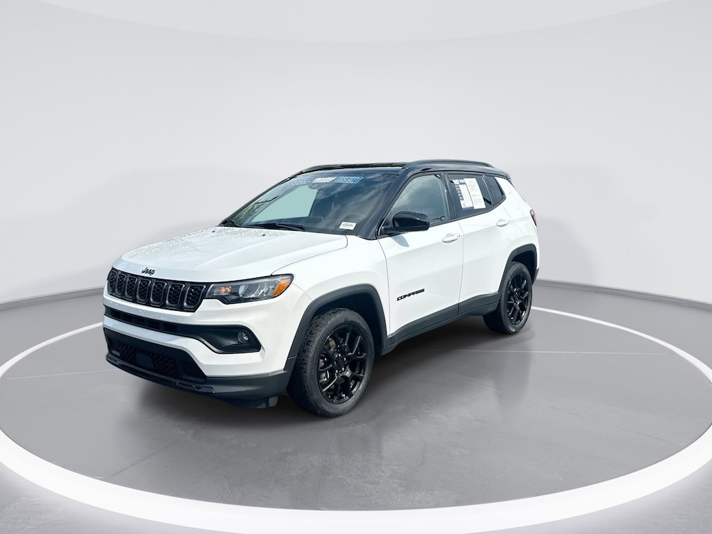 Used 2024 Jeep Compass Latitude 4x4 SUV
