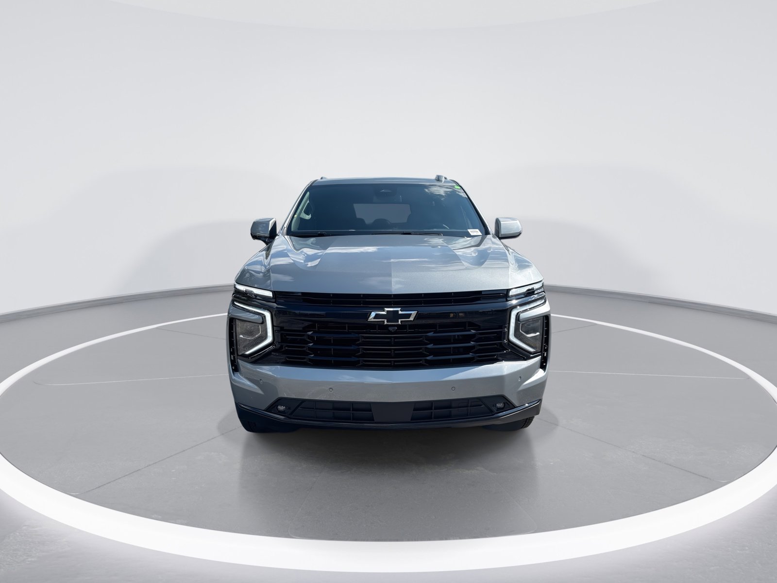 2026 Chevrolet Suburban RST photo 2