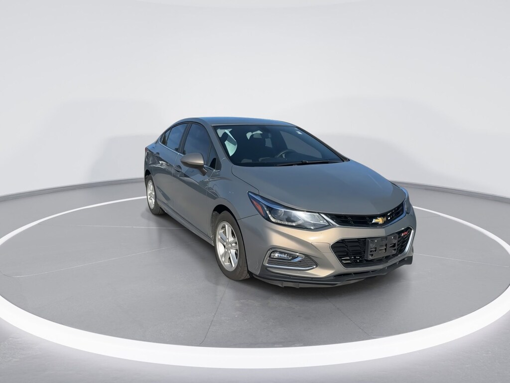 Used 2017 Chevrolet Cruze LT Sedan