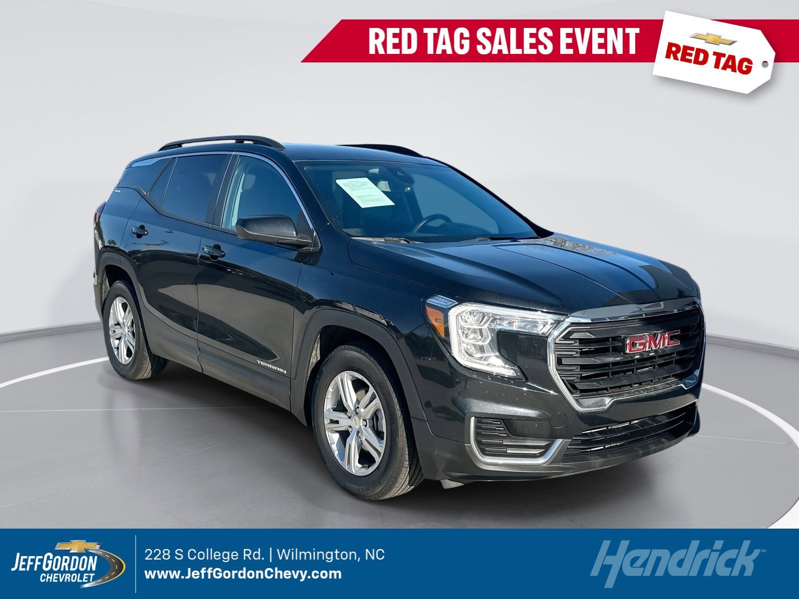 2022 GMC Terrain SLE's photo