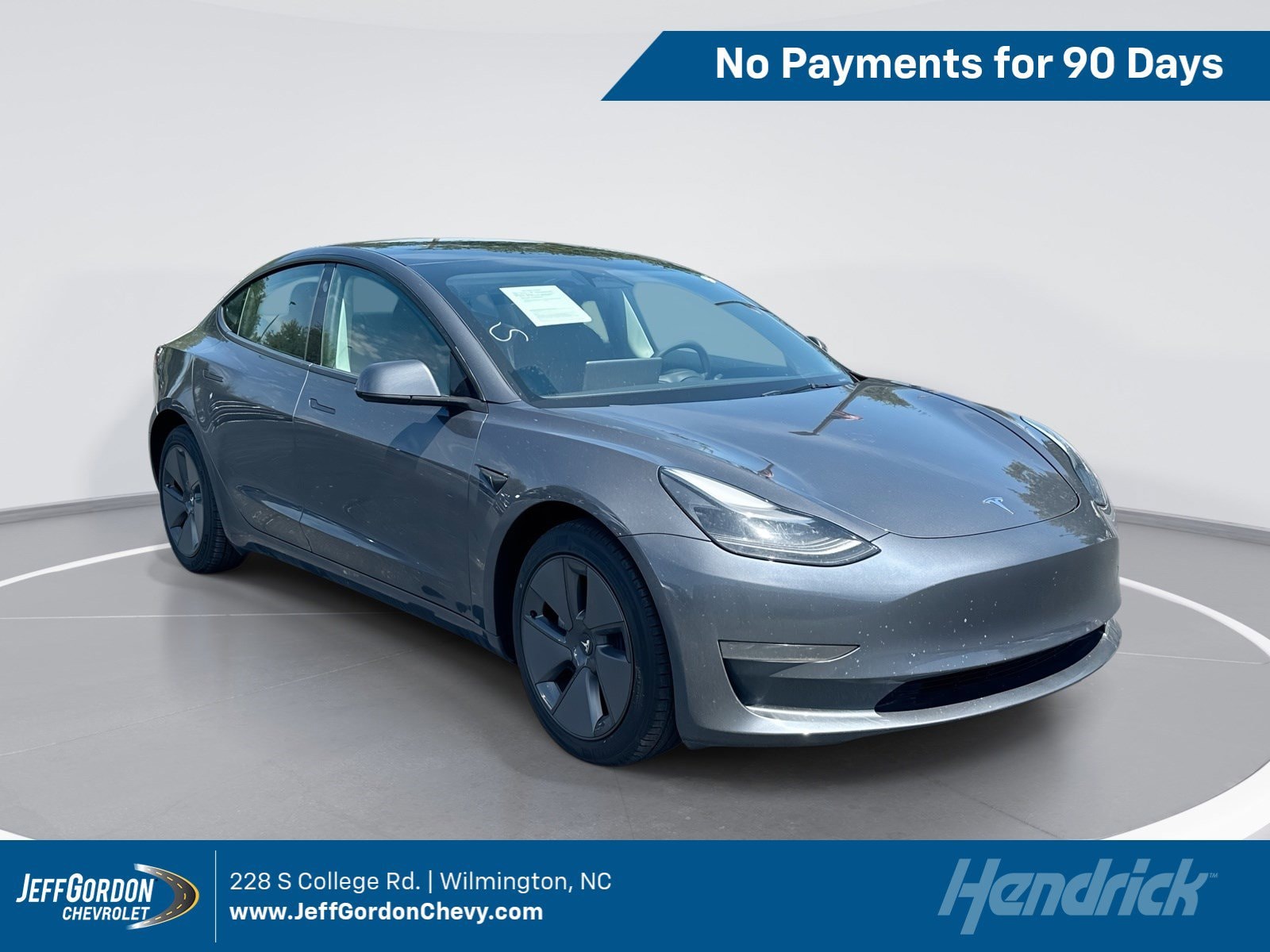2023 Tesla Model 3 -'s photo