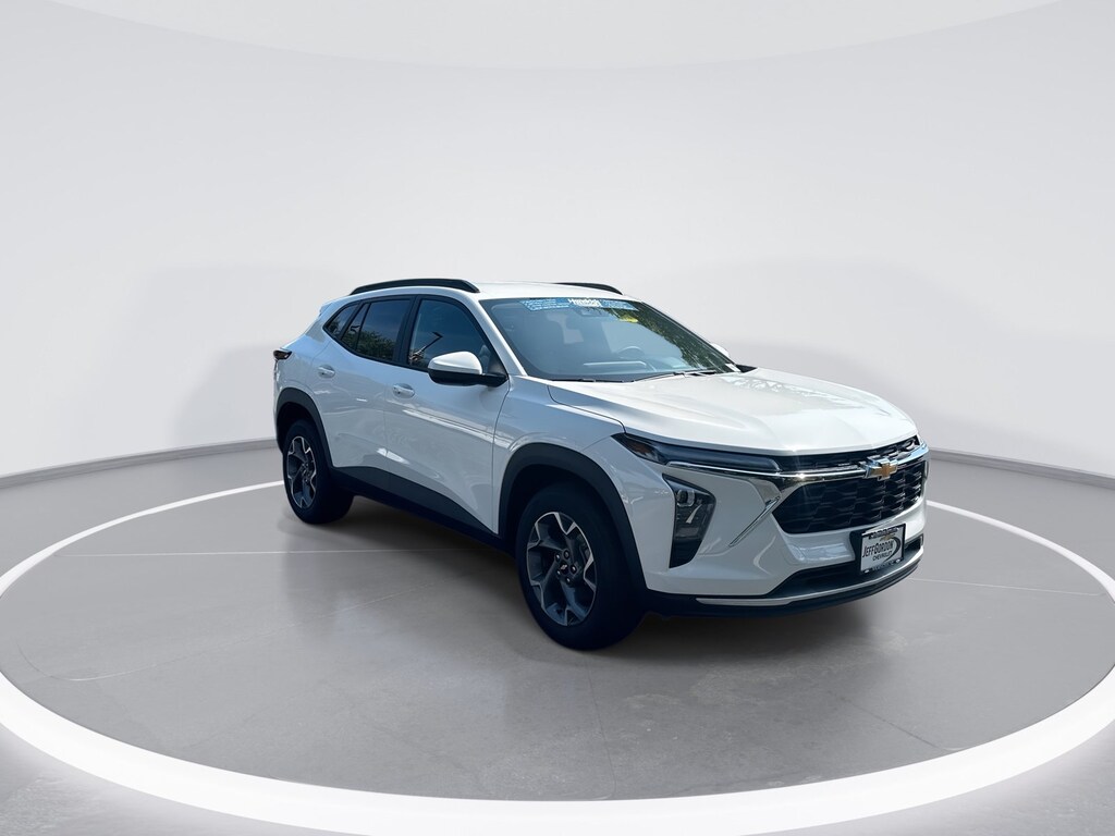 Used 2026 Chevrolet Trax LT SUV