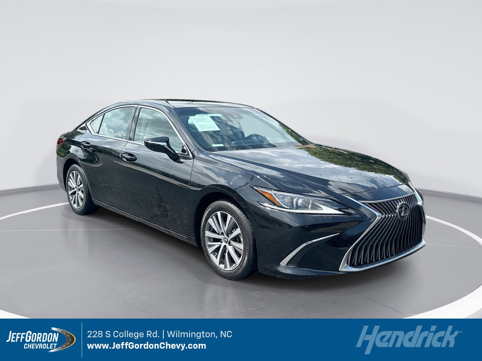 2019 Lexus ES 350 350's photo