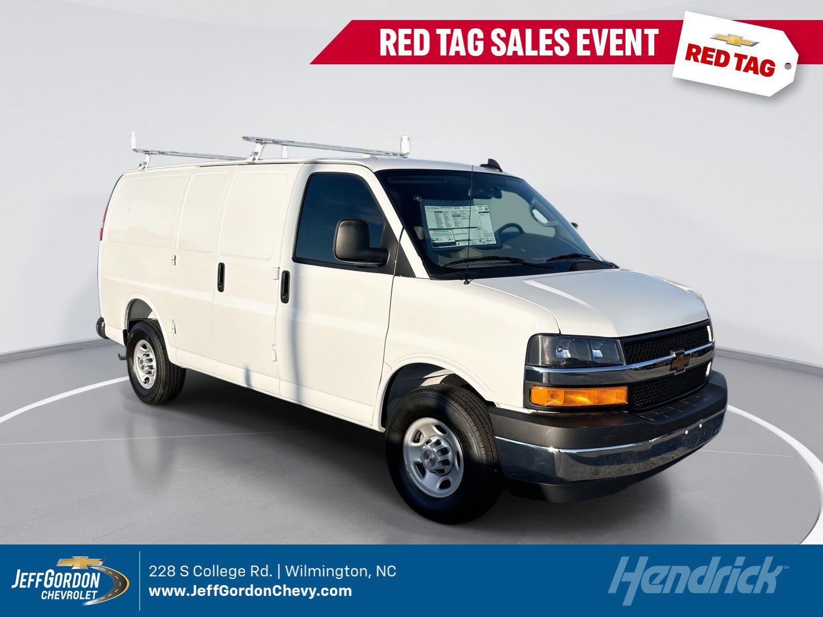 2025 Chevrolet Express Cargo Work Van's photo
